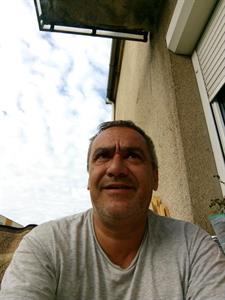 sanyi 58 éves férfi, Pest megye