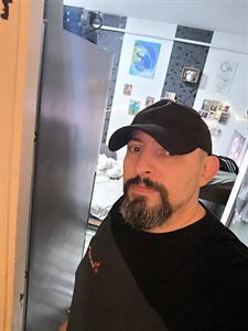 Sanyi 44 éves férfi, Komárom-Esztergom megye