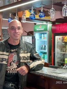 Sasi75 50 éves férfi, Csongrád megye