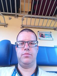 Sebi 37 éves férfi, Budapest