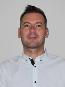 sermion 45 éves férfi, Budapest