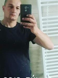 Sexfiu35 35 éves férfi, Fejér megye