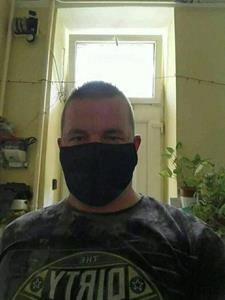Shadow 33 éves férfi, Budapest