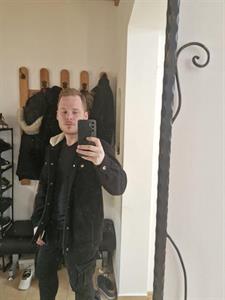 Something 22 éves férfi, Fejér megye