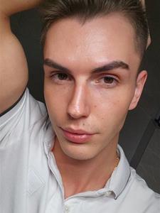 Hunter 23 éves férfi, Budapest