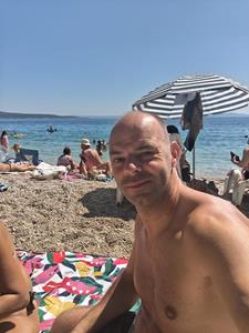 Szab 39 éves férfi, Csongrád megye