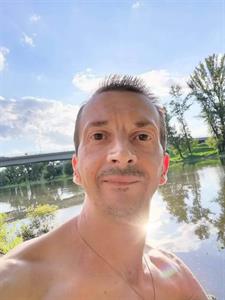 Szassza 50 éves férfi, Győr-Moson-Sopron megye