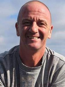 Szasza 47 éves férfi, Csongrád megye