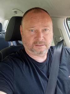 Sziszi 51 éves férfi, Zala megye