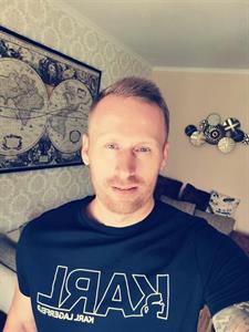 Sziszi29 43 éves férfi, Zala megye