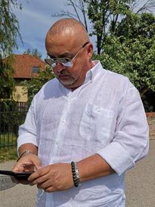 Szvotics 54 éves férfi, Fejér megye