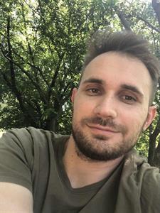 Tamás 30 éves férfi, Budapest