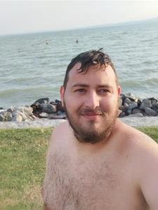Tamás12 30 éves férfi, Fejér megye