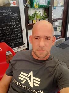 Tanos 41 éves férfi, Budapest