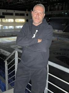 Theo 53 éves férfi, Budapest
