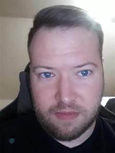 theorysan 35 éves férfi, Budapest