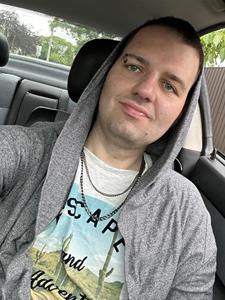 Tián 35 éves férfi, Budapest