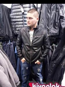 Tibcsy 33 éves férfi, Győr-Moson-Sopron megye