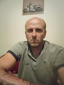 Tibor 39 éves férfi, Szabolcs-Szatmár-Bereg megye