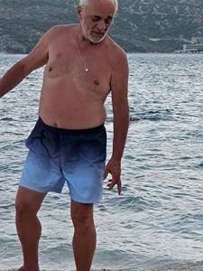 Tibor 70 éves férfi, Pest megye