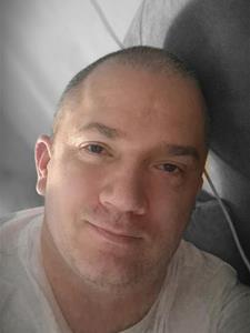 Tom 43 éves férfi, Békés megye