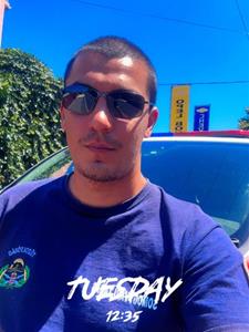 Tom 24 éves férfi, Budapest