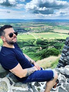 Tomek 48 éves férfi, Veszprém megye