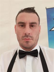 Tomi 39 és 36 éves férfi, Nitriansky