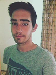 Tomi 31 éves férfi, Budapest