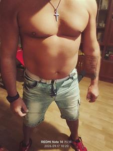 Tomi  46 éves férfi, Veszprém megye