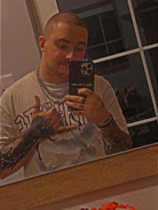 Tomi 26 éves férfi, Banskobystrický