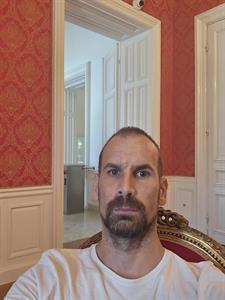 Tomi 39 éves férfi, Veszprém megye