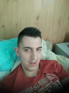 tomibalu 38 éves férfi, Budapest