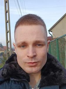 Tomiiii24 25 éves férfi, Fejér megye