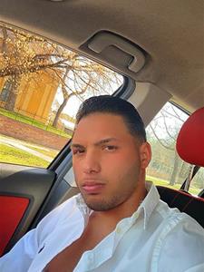 Tomikaa 25 éves férfi, Budapest