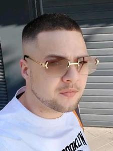 Tommy 34 éves férfi, Budapest