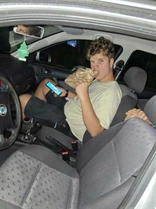 Tompa 21 éves férfi, Budapest