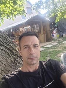 Türelmetlen 45 éves férfi, Jász-Nagykun-Szolnok megye