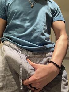 VastagKemény 32 éves férfi, Hajdú-Bihar megye