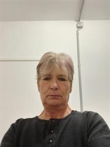 Vicuska 61 éves nő, Pest megye