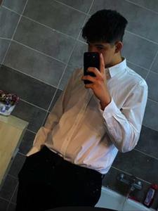 Viktor 18 éves férfi, Baranya megye