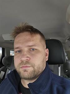 Viktor 36 éves férfi, Komárom-Esztergom megye