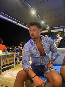 Vitya 36 éves férfi, Pest megye