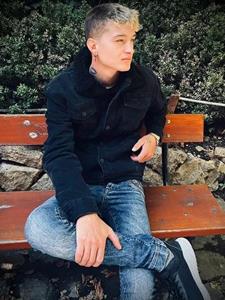 wick 23 éves férfi, Budapest