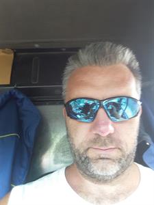 yozsee 47 éves férfi, Budapest