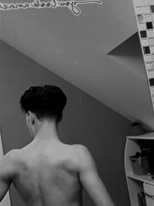 yusuf 22 éves férfi, Budapest