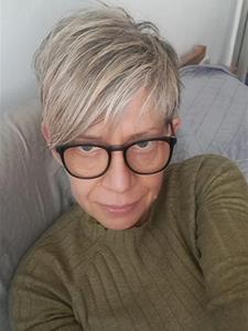 Zera 58 éves nő, Budapest