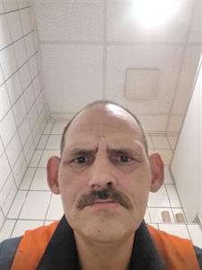 Zógyó 47 éves férfi, Győr-Moson-Sopron megye