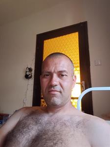 Zol82 42 éves férfi, Komárom-Esztergom megye