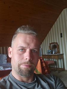 Zolee_37 41 éves férfi, Pest megye